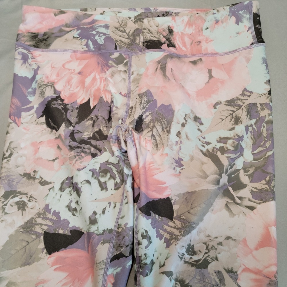 Fabletics Floral Leggings Women Large Pink Purple High Rise PT1510329 Activewear